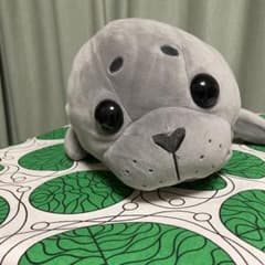 アザラシぬいぐるみ　水族館購入　昭和当時品 品川水族館 アザラシぬいぐるみ - メルカリ