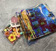 おすそ分けファイル アメキャラシール100枚➕a キーホルダー付き