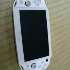 ps vita pch-2000 本体のサムネイル