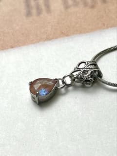 サフィレット ローズカット ペアシェイプ しずく型 ステンレスチェーン