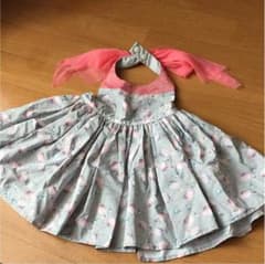 エプロンドレスのサムネイル