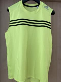 adidas 蛍光イエロー ランシャツ ランパン 値下げ⭕️ adidas 蛍光イエロー ノースリーブ トレーニングトップス - メルカリ