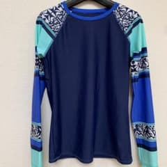 ラッシュガード　L sizeのサムネイル