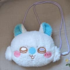 ちいかわモモンガフェイス ポシェット ぬいぐるみ風 バッグのサムネイル