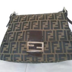fendi ショルダーバッグ　マンマバケット　ズッカ柄のサムネイル