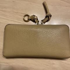 ベージュ レザー 長財布 ジッパー式のサムネイル