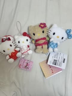 ハローキティ ぬいぐるみ マスコット 4点セットのサムネイル