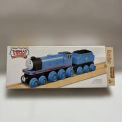 きかんしゃトーマス　木製レールシリーズ　ゴードン きかんしゃトーマス 木製レールシリーズ ゴードン HBK17 - メルカリ