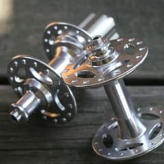 カツリクラシッコ ラージハブset 32Hシルバーfor Campa カツリクラシッコ ラージハブset 32Hシルバーfor Campa - メルカリ