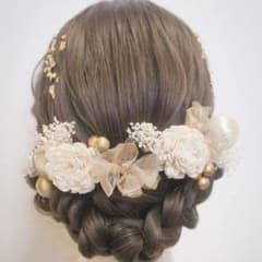 【ny様専用】髪飾りset ベージュ　成人式　卒業式　ヘアパーツ　ヘアアレンジのサムネイル