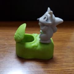 キンダーサプライズのサムネイル