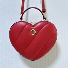 ハートのドール用ショルダー　メルカリショップス Kate Spade Love Shack 3D ハートショルダーバッグ レッド - メルカリ