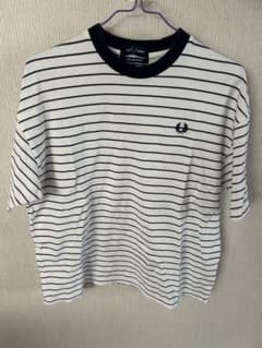 【FRED PERRY】　フレッドペリー Tシャツ　Sサイズのサムネイル