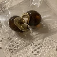 べっこう風 マーブル ドロップピアス ゴールド 上品デザイン