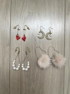 ピアス 4点セット ハート 月 パール ファー ロングピアス プチプラのサムネイル