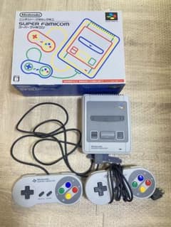ニンテンドー　クラシックミニ　スーパーファミコンのサムネイル