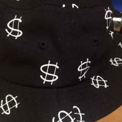 stussy ハッとのサムネイル