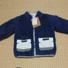 新品未使用 上着 アウター 男の子90cmのサムネイル