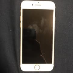 iPhone 7  ゴールド128 キャリアauのサムネイル