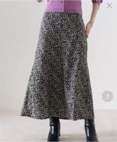 ❤️最終値下げ❤️archives ワントーンフラワー総柄ナロースカートのサムネイル