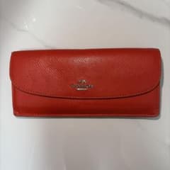 COACH レッド 長財布のサムネイル