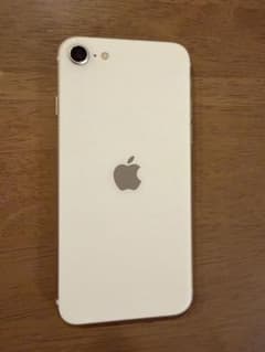 iPhone SE（第3世代） 64GB（スターライト） - メルカリ
