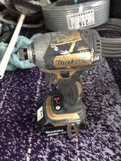 マキタ インパクトドライバー 18V 限定 本体のサムネイル