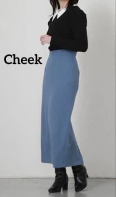 ✨️cheek ブルースカート✨️のサムネイル