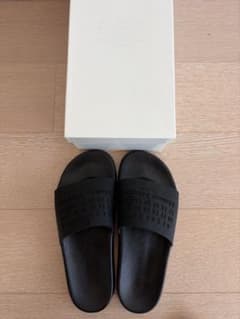 kongmanさま専用【箱付き】マルジェラ サンダル 43サイズ kongmanさま専用【箱付き】マルジェラ サンダル 43サイズ - メルカリ
