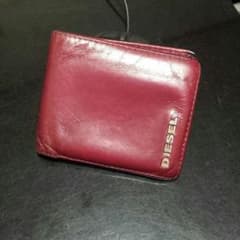 DIESELの折り財布のサムネイル