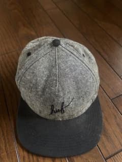 HUF ベースボールキャップのサムネイル