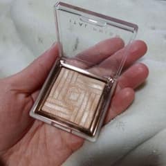 MISSHA ハイライターイタルプリズム　リトルムーンのサムネイル