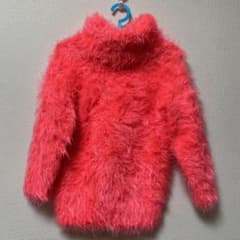 オレンジ　タートルネック　ニット　80サイズのサムネイル