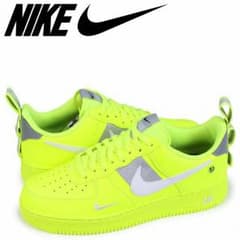 NIKE AIR FORCE 1のサムネイル
