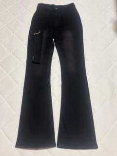 ブラック フレアデニムパンツ ベルト付きのサムネイル