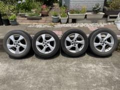 トヨタCH-R純正ホイール　タイヤセットのサムネイル
