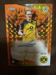 Julian Brandt Topps Chrome 直筆サインカード 25シリ