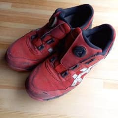ヤ*ワ様 ASICS 赤 安全靴 27cm 中古 - メルカリ