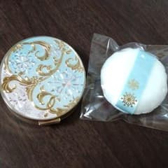 資生堂　スノービューティー　ケース　パフ付きのサムネイル