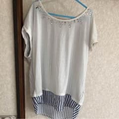 ビジューTシャツのサムネイル