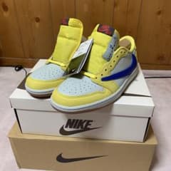 Travis Scott × Nike WMNS Air Jordan 1のサムネイル