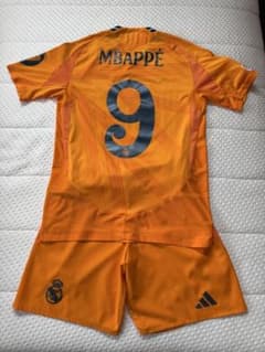 正規品Real Madrid MBAPPE 9 上下セット Sサイズ - メルカリ