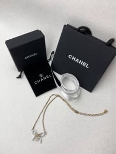 Chanel バイカラー フルストーン リボン ダブルC ネックレス Chanel バイカラー フルストーン リボン ダブルC ネックレス - メルカリ