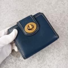 レア! 廃盤品 COACH オールドコーチ 本革 二つ折り財布 落ち着いたブルー レア! 廃盤品 COACH オールドコーチ 本革 二つ折り財布 落ち着いた