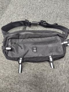 美品 CHROME KADET 9L 防水 メッセンジャー　ナイトシリーズのサムネイル
