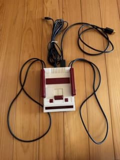 ニンテンドークラシックミニ ファミリーコンピュータ 本体 HDMI接続のサムネイル