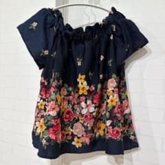 オートモンド 花柄 ブラウス オフショルダー【S】フリル袖 裾フレア 紺