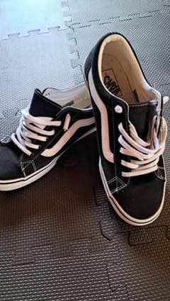 Vans ブラック/ホワイト スニーカーのサムネイル