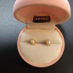 【美品】本真珠ピアスのサムネイル
