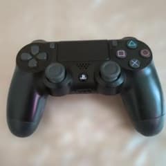 PlayStation 4 純正コントローラー 本体 ブラックのサムネイル